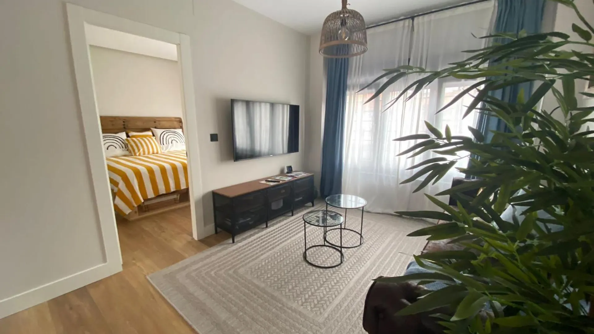Cornelia Suites 01 Santander