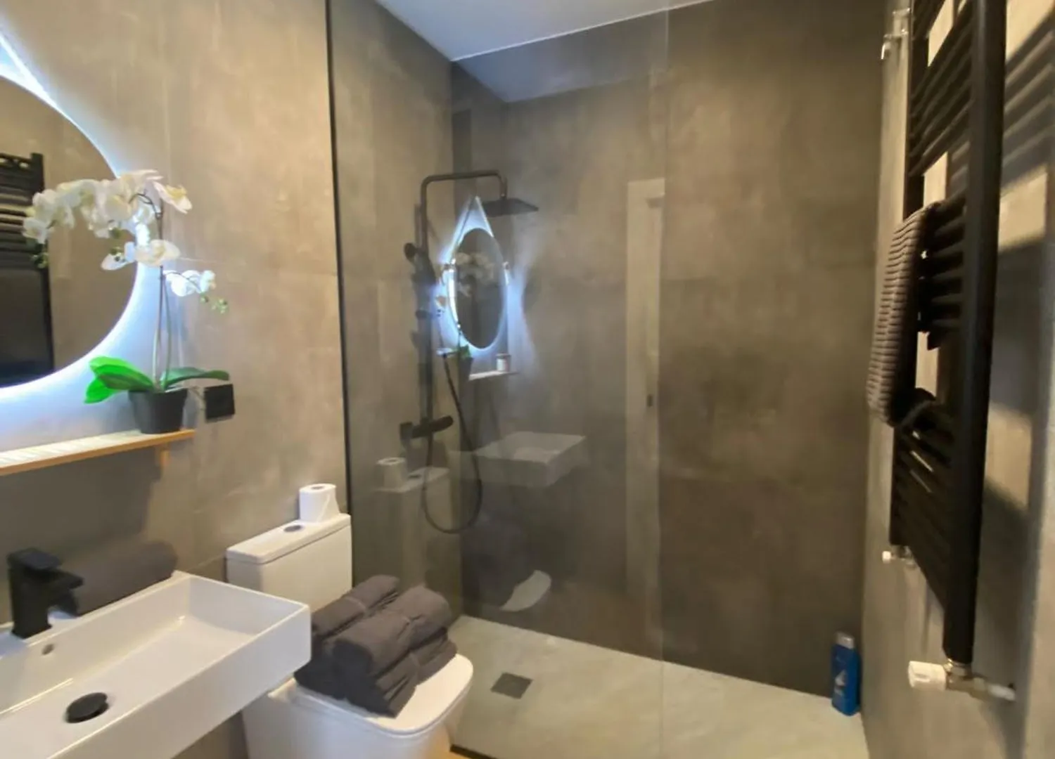 Cornelia Suites 01 Santander Apartamento